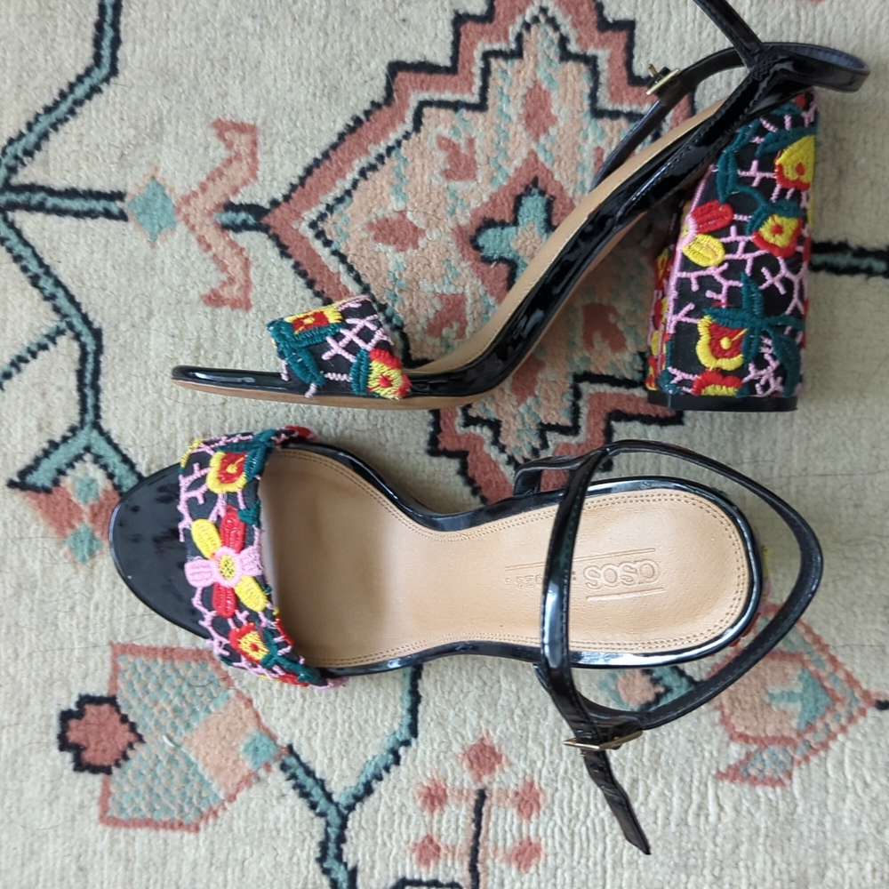Asos Black Floral Shoes/Heels 6.5